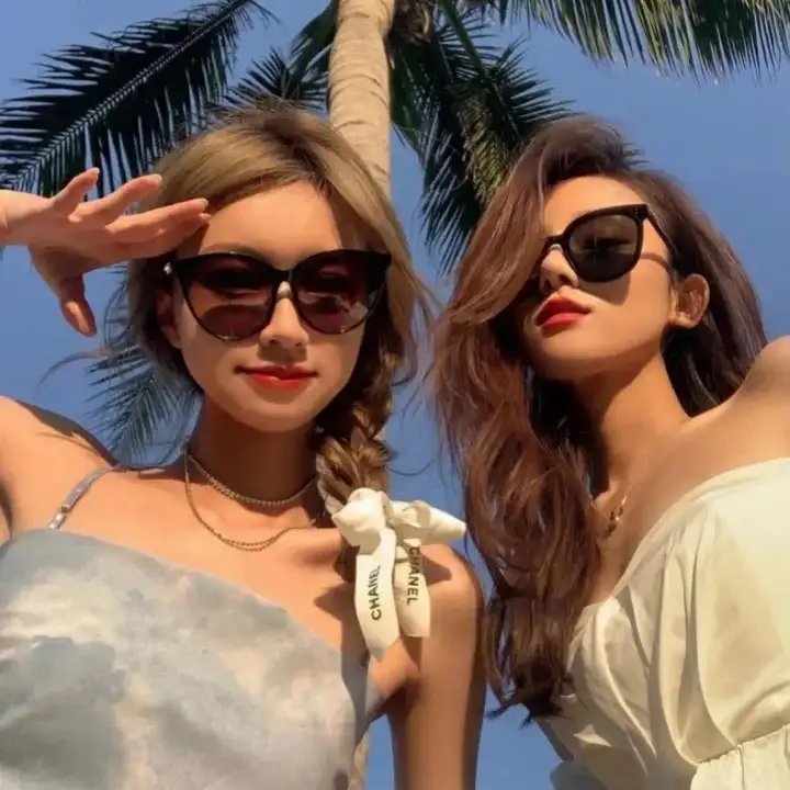开画少女漫在线观看海报