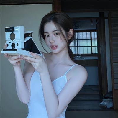 假扮姑婆在线观看海报